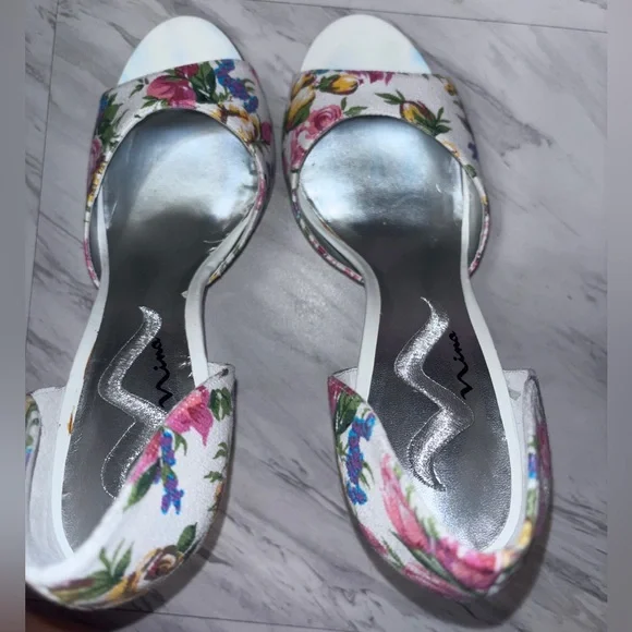 NWT Nina Floral Women's Heels Size: 9 With box - Picture 7 of 7